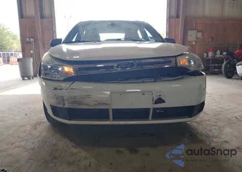 2010 Ford Focus Se z USA, uszkodzony, nr VIN 1FAHP3FN3AW123587